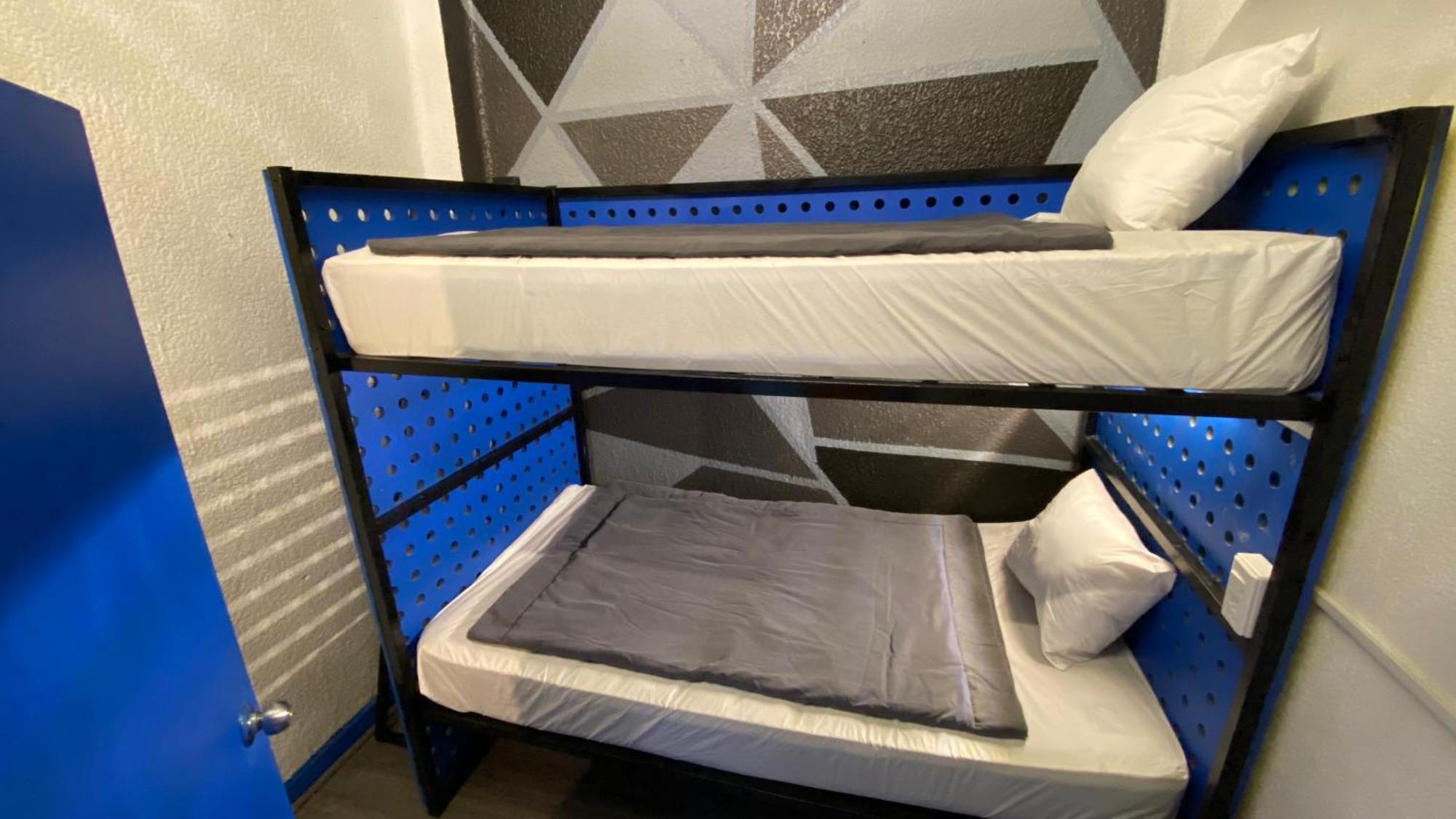 Roomies Hostel Roma เม็กซิโกซิตี้ ภายนอก รูปภาพ
