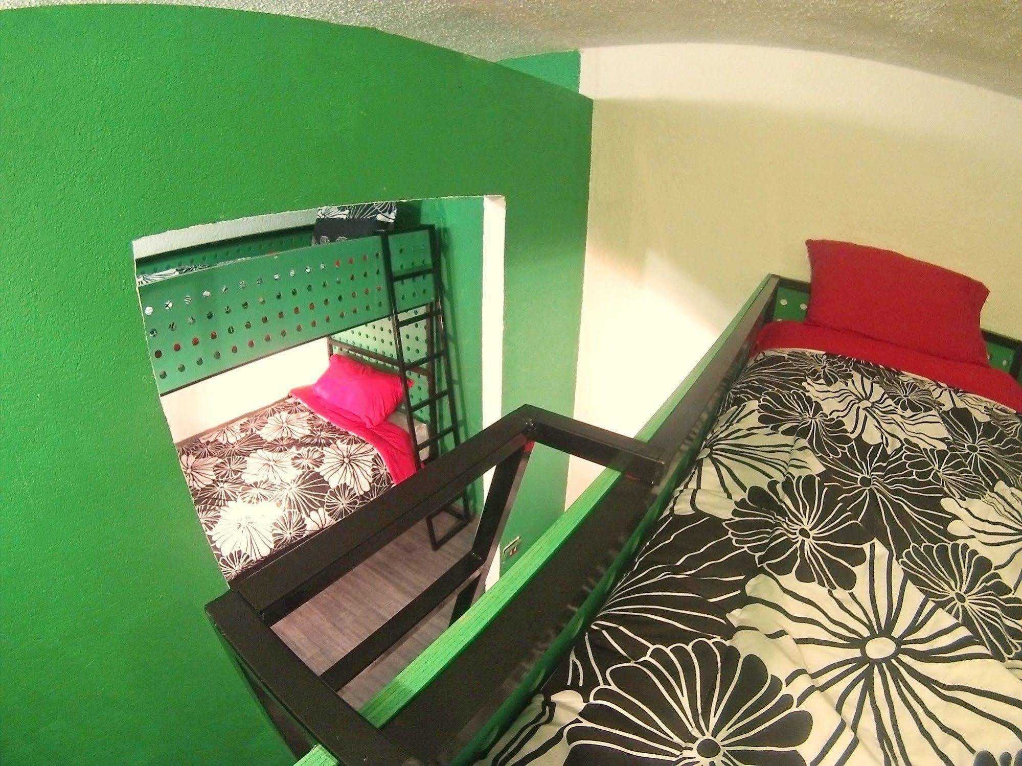 Roomies Hostel Roma เม็กซิโกซิตี้ ภายนอก รูปภาพ