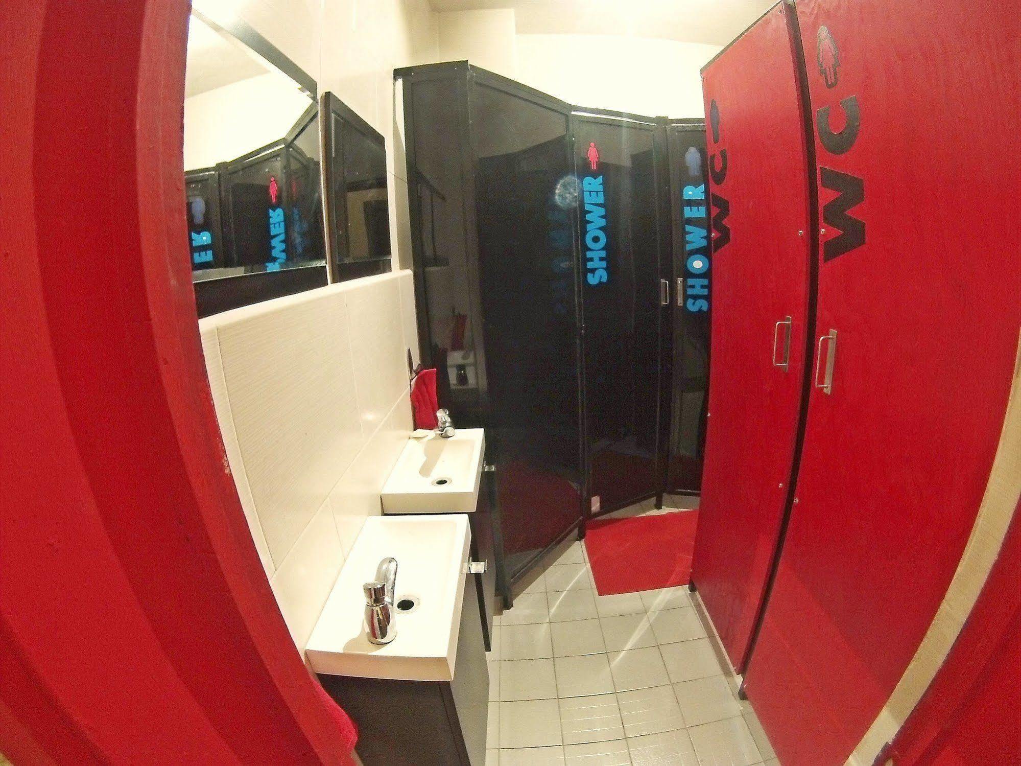 Roomies Hostel Roma เม็กซิโกซิตี้ ภายนอก รูปภาพ