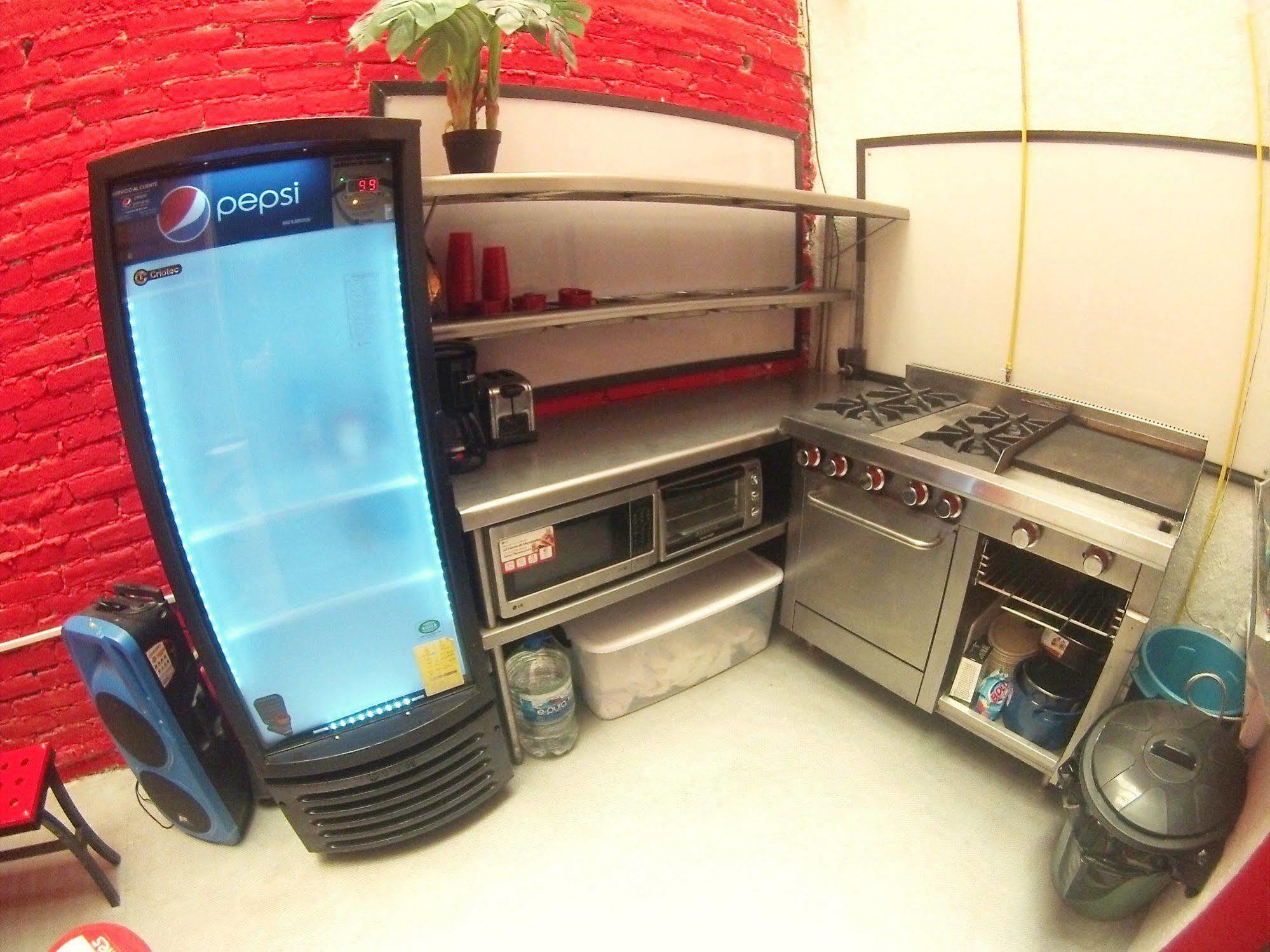 Roomies Hostel Roma เม็กซิโกซิตี้ ภายนอก รูปภาพ