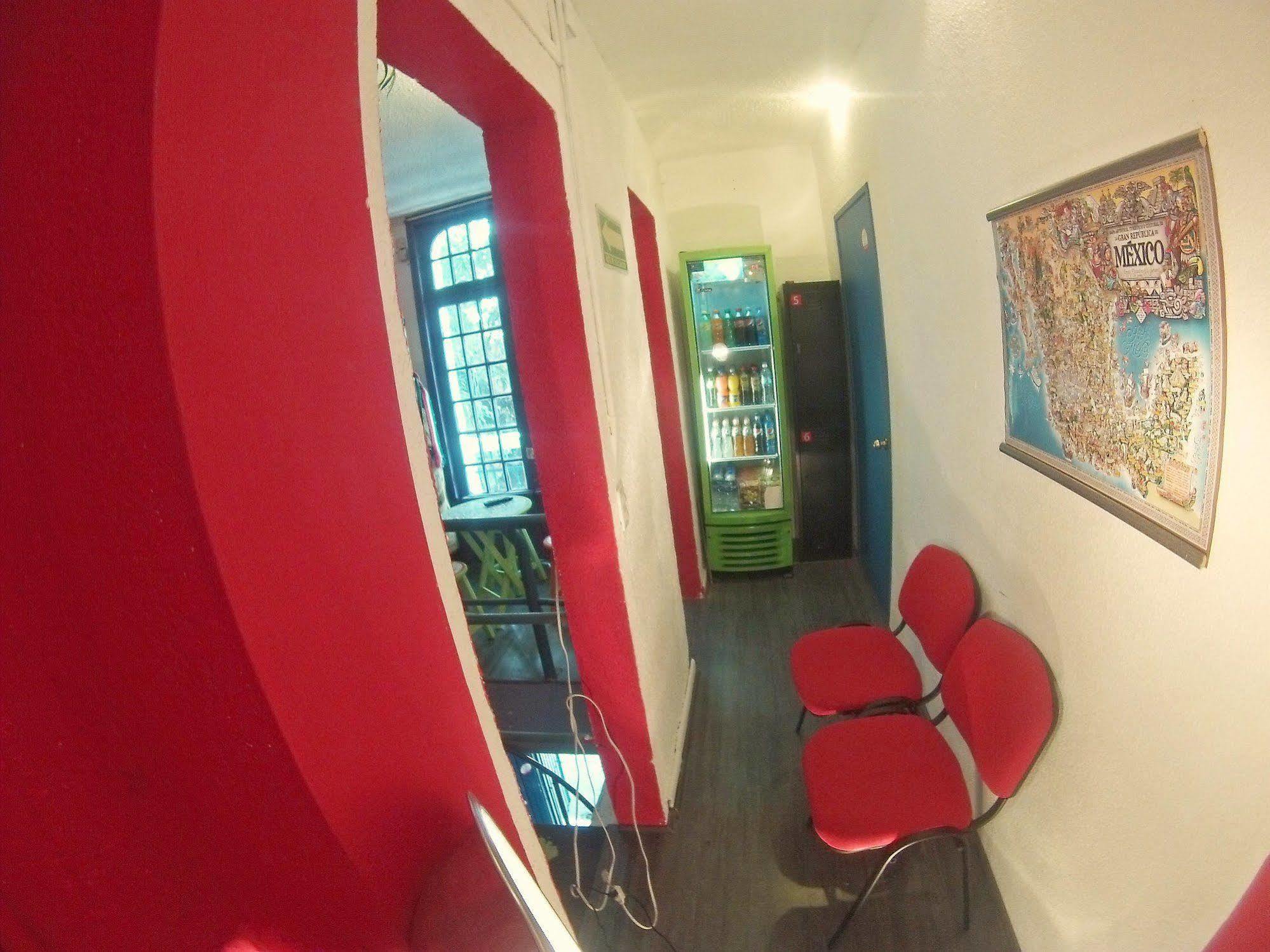 Roomies Hostel Roma เม็กซิโกซิตี้ ภายนอก รูปภาพ
